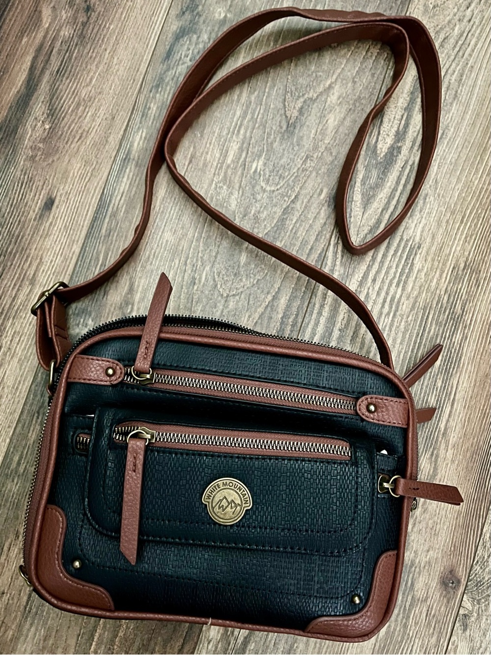 White Mountain Brown & Black Crossbody Organizer Bag